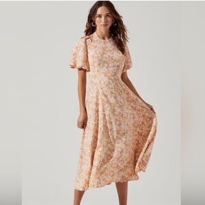 Astr Floral Print Cutout Shoulder Dress In Peach Multi Ditsy